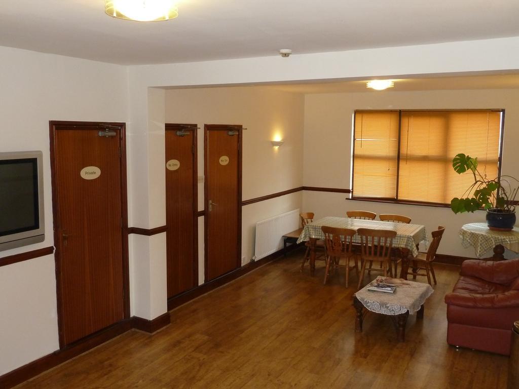 River Rooms ويست بريدجفورد المظهر الخارجي الصورة