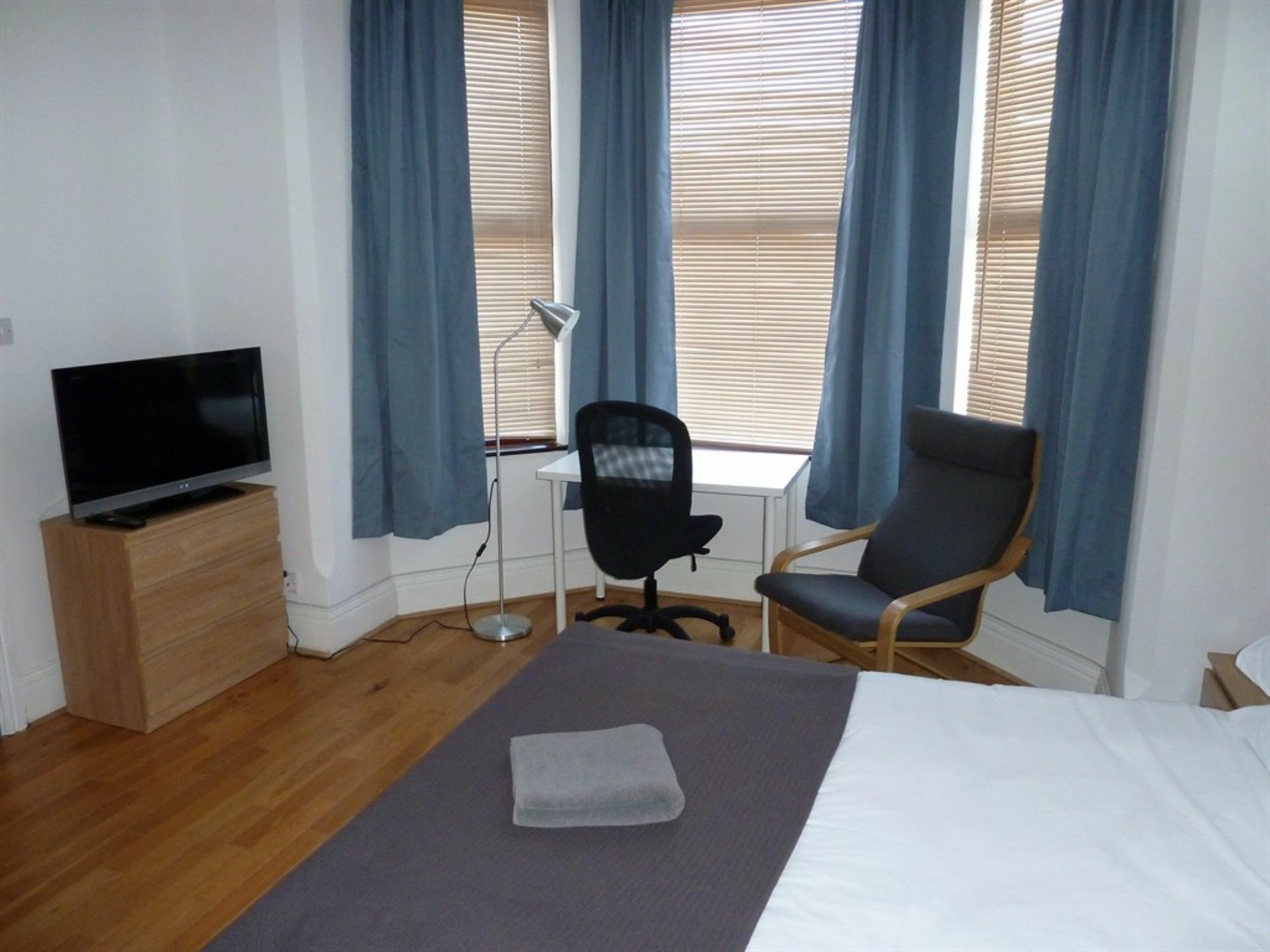 River Rooms ويست بريدجفورد المظهر الخارجي الصورة
